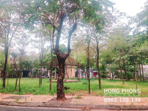 Bán hai lô góc diện tích lớn, đối diện công viên, khu dân cư Trung Sơn