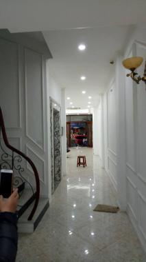 Nhà phố Giáp Bát, Hoàng Mai, cực đẹp, DT 40m2, 4 tầng, MT 4.5m, cần bán gấp giá chỉ 2.7 tỷ