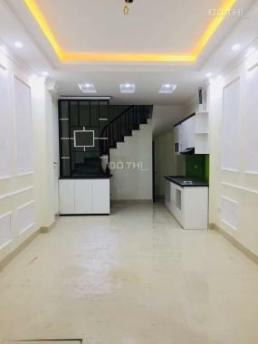 Bán nhà chính chủ Hoàng Đạo Thành, Thanh Xuân, 33 m2 x 5T, gần cấp 1.2 Kim Giang, ô tô đỗ cạnh nhà