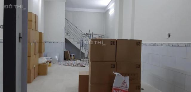 Cho thuê nhà nguyên căn 2 PN 2 WC, 80 m2, Tây Thạnh, Tân Phú