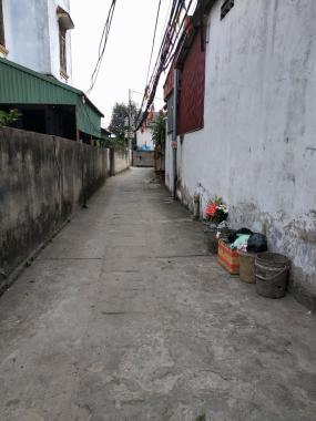 Bán ngay mảnh đất 48m2, giá 42tr/m2 tại Thạch Bàn, Long Biên, Hà Nội