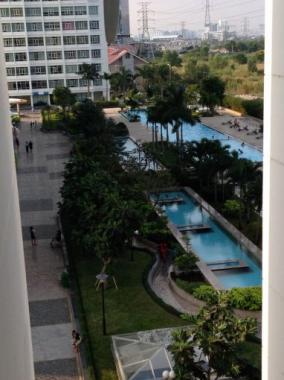 Bán căn hộ loft Phú Hoàng Anh có nội thất, view hồ bơi 129m2 có 4PN, 4WC giá 3,7 tỷ