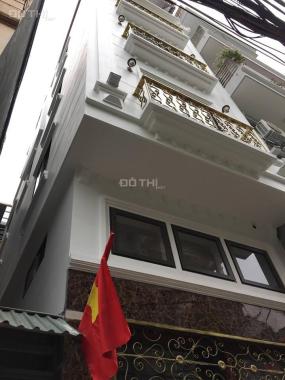Bán nhà 4,2 tỷ ngõ 823 Hồng Hà, Hoàn Kiếm, đối diện Vietcombank Trần Quang Khải 60m2 x 5T hỗ trợ NH