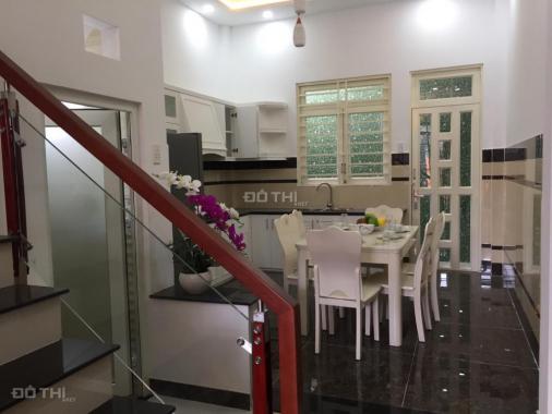 Nhà biệt thự phố và shophouse, tiện KD và ở, tại Thạnh Xuân 22, Q. 12. LH: 0931.344.183 Yến