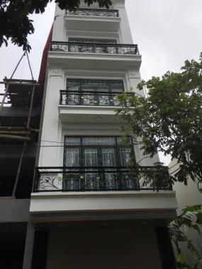 Bán nhà liền kề KĐT Văn Khê, sát đường Lê Văn Lương, 55m2, 5 tầng, gara ô tô, nội thất sang trọng