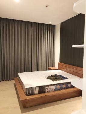 Bán căn hộ 1 phòng ngủ, Đảo Kim Cương, bàn giao đầy đủ nội thất, view hồ bơi, giá 3.5 tỷ (VAT+PBT)