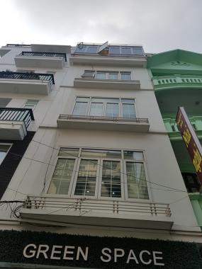 Bán nhà mặt phố Chùa Láng, 5 tầng, kinh doanh buôn bán sầm uất