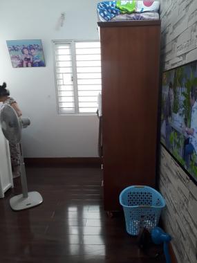 Bán chung cư Khánh Hội 2, có sổ hồng, 2 PN, giá 2.75 tỷ