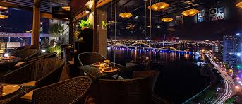Cho thuê 1000m2 phù hợp làm bar ở vị trí đẹp nhất quận Hoàn Kiếm