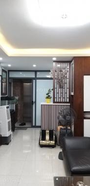 Bán nhà mặt phố Nghi Tàm, 40m2, 7 tầng, giá 11 tỷ, 0963911687