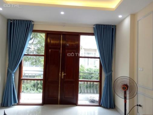 Nhà lô góc 2 mặt thoáng Đại Mỗ cực đẹp (5T x 43m2), NT cao cấp, giá 3.2 tỷ. LH 0939965555