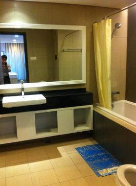 Cho thuê chung cư M3- M4 Nguyễn Chí Thanh 122m2, 3 phòng ngủ, full nội thất đẹp, giá 15 tr/th