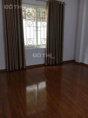 Bán nhà riêng phố Lò Đúc, 2 mặt thoáng, sân chơi, 50m2, 3.2 tỷ. LH: 0868 451 555