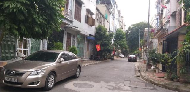 Nhà đẹp phân lô, ô tô đỗ cửa phố Lương Định Của 45m2, giá 5.48 tỷ