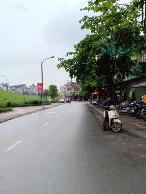 Bán đất tại Ngọc Thụy - Long Biên, khu vực đang phát triển mạnh từng ngày. LH 0984401584