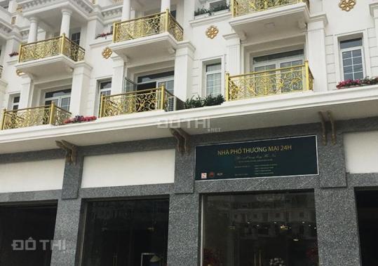 Bán khách sạn Hòn Gai, mặt tiền ngã tư Loong Toòng - Trần Hưng Đạo, đối diện chợ Hạ Long 2