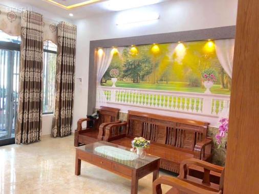 Bán nhà phố 3 tầng cực đẹp đường Phùng Chí Kiên, 75m2, Tây Bắc, 5.1 tỷ