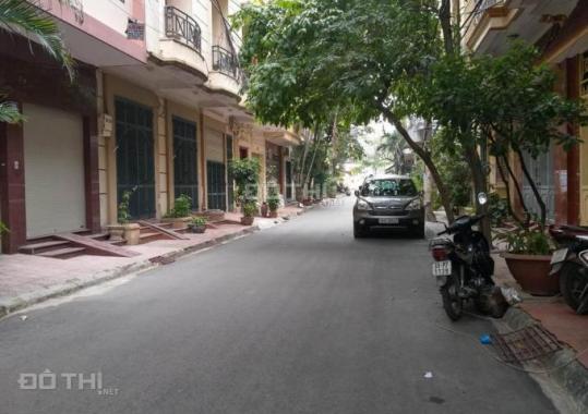 Bán đất đường Hoàng Văn Thái, Thanh Xuân, DT 110m2, MT 4.5m, ô tô tránh, giá 5.5 tỷ