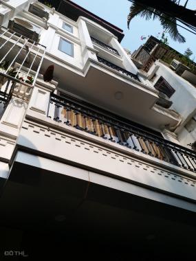 Bán nhà riêng phố Trường Chinh, (vip) nhà mới, giá 3.3 tỷ, LH 0365087780