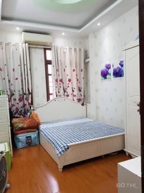 Nhà Hoàng Liệt, cạnh hồ Linh Đàm, full nội thất: 40m2; 5 tầng; MT 3.3m