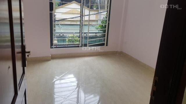 Nhà lô góc cực thoáng 2 tỷ gần đường đôi Xa La - Nguyễn Xiển, 4 tầng (35m2, 4PN) - 0969419928