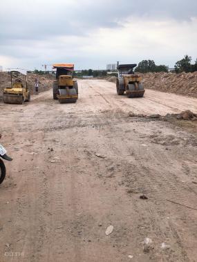 Bán đất tại đường Xa Lộ Hà Nội, Phường Phước Long B, Quận 9, Hồ Chí Minh. DT 100m2, giá 53 tr/m2