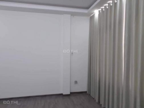 Bán nhà Đông Thiên - Vĩnh Hưng, 30m2 x 4 tầng lô góc, 1.95 tỷ