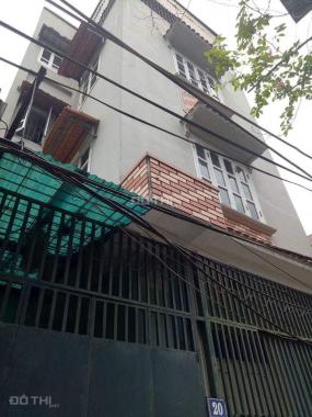 Chính chủ bán nhà tự xây phong cách biệt thự phố Việt Hưng 50m2 x 4 tầng, MT 5.7m, giá 2.6 tỷ