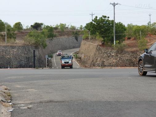 Bán đất tại đường Võ Nguyên Giáp, Xã Thiện Nghiệp, Phan Thiết, Bình Thuận. DT 2000m2, giá 2 tr/m2