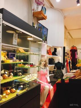 Cần sang nhượng shop thời trang 4 Bùi Thị Xuân