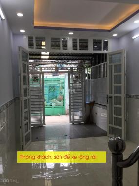 Bán nhà 2 mặt tiền hẻm thông Đoàn Văn Bơ, sổ riêng, 2PN, gần cầu Tân Thuận, giá rẻ
