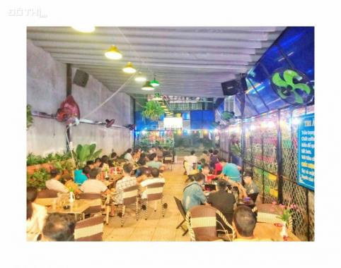 Sang nhượng quán cafe nằm trong khu dân cư Phú Thịnh, vị trí đẹp