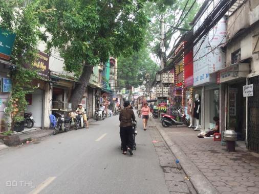 Hãy đến xem ngay nhé, nhà mặt phố Nguyễn Chính mà có 125tr/m2, mặt tiền 4,2m