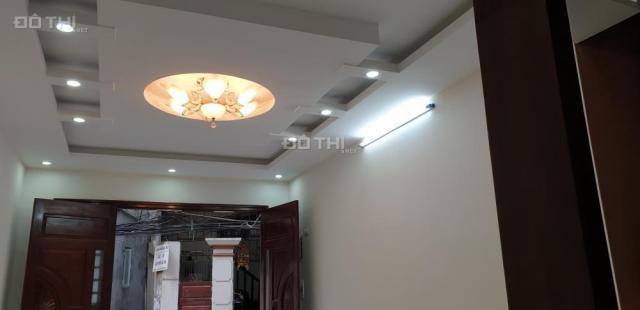 Bán nhà đường Láng, Yên Lãng, Đống Đa, 37m2 x 5T, mới tinh, nhà mặt ngõ nông, 2 mặt thoáng, 3.7 tỷ