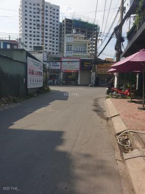 Bán lô đất mặt tiền đường Hồ Bá Phấn, Phước Long A, quận 9, giá 5,2 tỷ/70m2