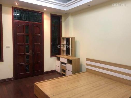 Bán nhà Dịch Vọng, 45m2, 5 tầng, giá 4 tỷ, LH: 0978186665