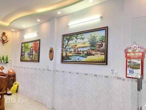 Bán nhà 1 lầu đẹp số 136 mặt tiền Nguyễn Văn Linh, Quận 7 - LH: 0902.808.988