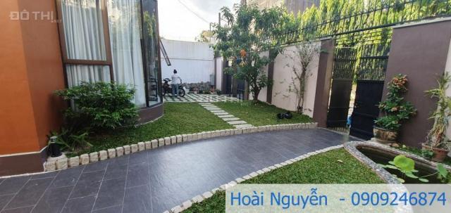 Cho thuê villa Thảo Điền 300m2, 1 trệt, 1 lầu, 4PN, đủ nội thất giá 84.1 triệu/th