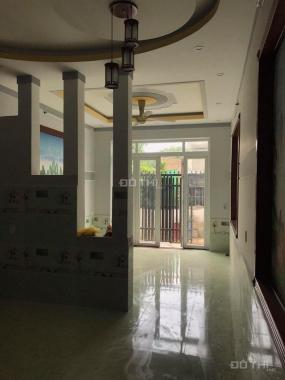 Bán nhà KP Đông Tân, Dĩ An, gần đường Nguyễn Du, trường cấp 1, 2, 3, 52m2, sổ riêng