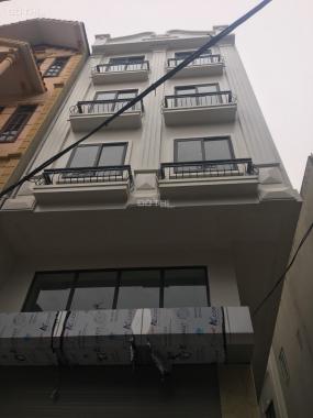 Toà nhà VP Kim Giang 70m2 x 7 tầng thang máy 2 ô tô vào nhà. Vừa ở vừa kinh doanh cực tốt 7.6 tỷ