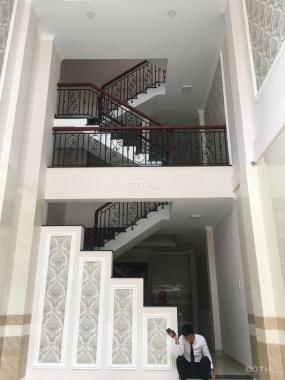 Nhà đường 18, Hiệp Bình Chánh, Thủ Đức, 60m2, HXH, SH riêng, sân đậu xe hơi