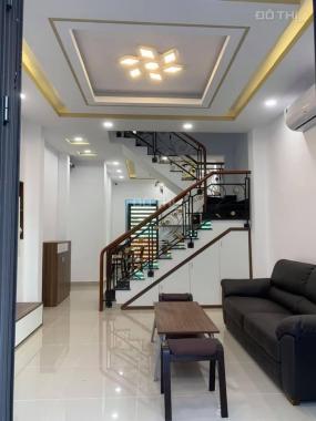 Bán nhà TT quận Phú Nhuận, 52m2, 7.5 tỷ đường Phan Xích Long, nội thất cao cấp. LH: 0912363038