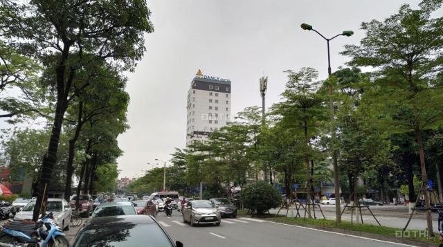 Nhà 7 tầng phố Linh Lang, gara, TM, apartment, dt 70m2, mt 6.6m, 19.3 tỷ. Lh 0917420066