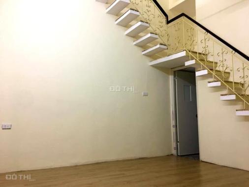 Bán nhà nhỏ xinh phố Văn Hương, Đống Đa 31m2, 3 tầng, mặt tiền 6.3m, giá rẻ chỉ có 2.2 tỷ