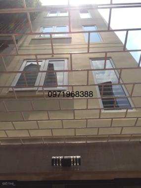 Bán nhà riêng, giá cực rẻ, DT 61m2 x 4 tầng ở ngõ 145 Quan Nhân, Nhân Chính, Quận Thanh Xuân, HN