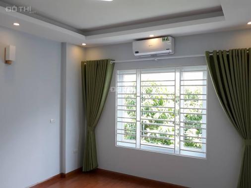 Hiếm cực hiếm! Bán nhà Mễ Trì, Đỗ Đức Dục, Miếu Đầm 37m2 x 5T mới tinh, cách đường ô tô 50m 2.85 tỷ