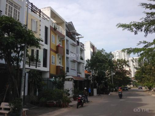 Cho thuê nhà khu Him Lam Kênh Tẻ, 1 trệt, 3 lầu, giá 35 tr/tháng, 0906.897.839 Ngốc