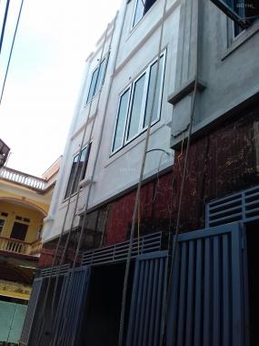 Bán nhà đang hoàn thiện như hình ở phố Xốm - Phú Lương - Hà Đông 36m2 x 3 tầng hướng Tây