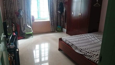 Bán gấp nhà phố Đại La, Hai Bà Trưng, 40m2 x 5T, 2 mặt thoáng, 3.2 tỷ