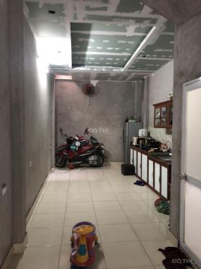 Bán nhà 50m2 ôtô đỗ cửa tại Lưu Phái, Thanh Trì, giá 2,3 tỷ: A. Công 0974509368